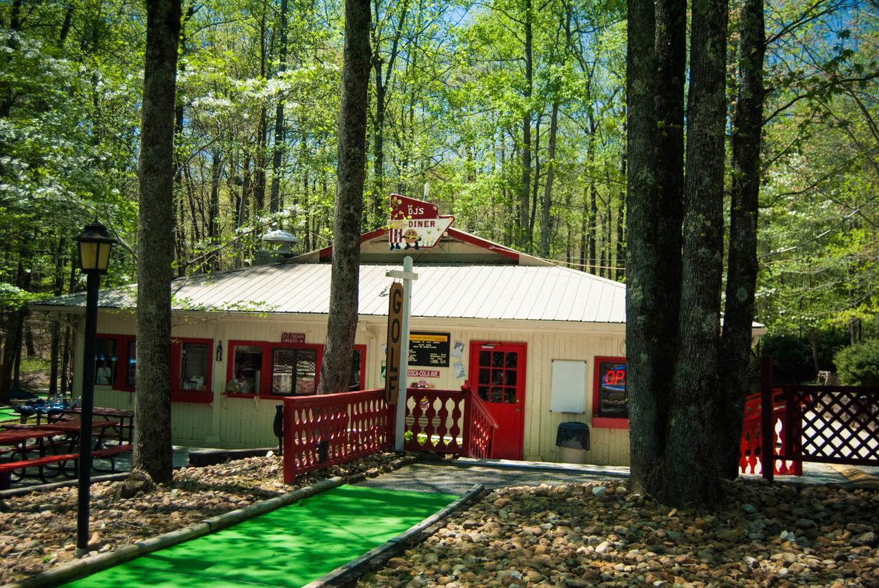 Country Hideaway At Mountain Lakes Resort Cleveland Exterior photo